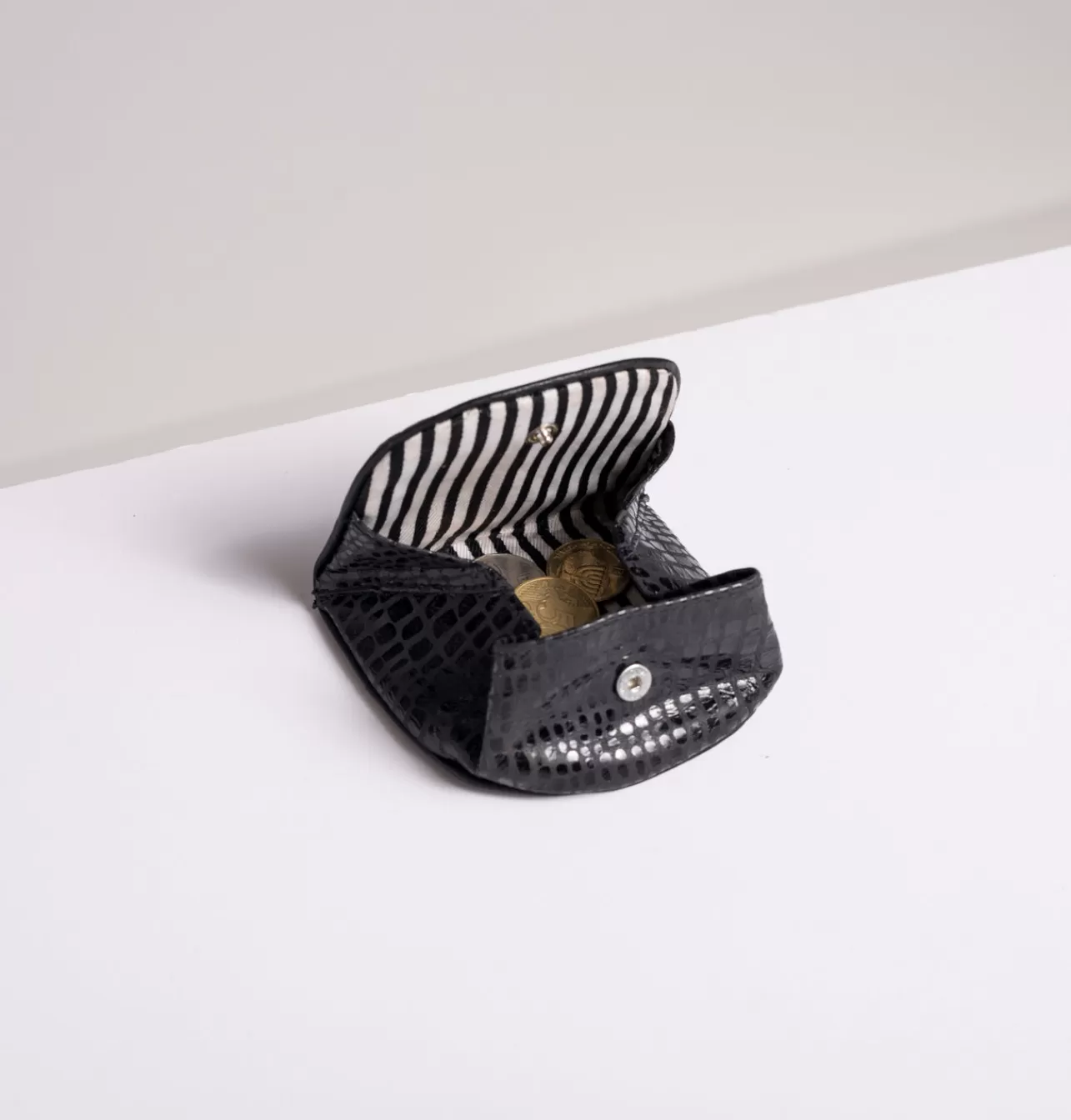 Daniella Lehavi Folded Holder